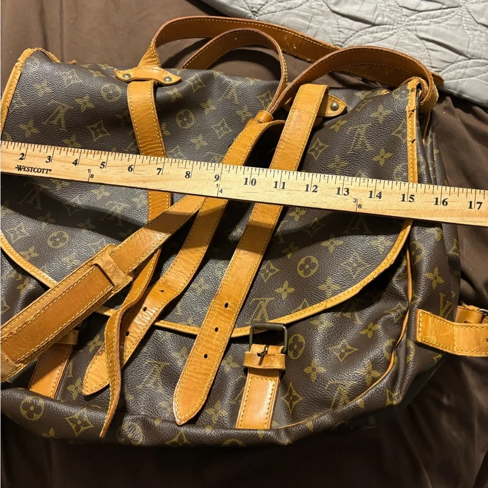 Louise Vuitton Large Saddle Bag Good Condition Great Corners Clean with COA